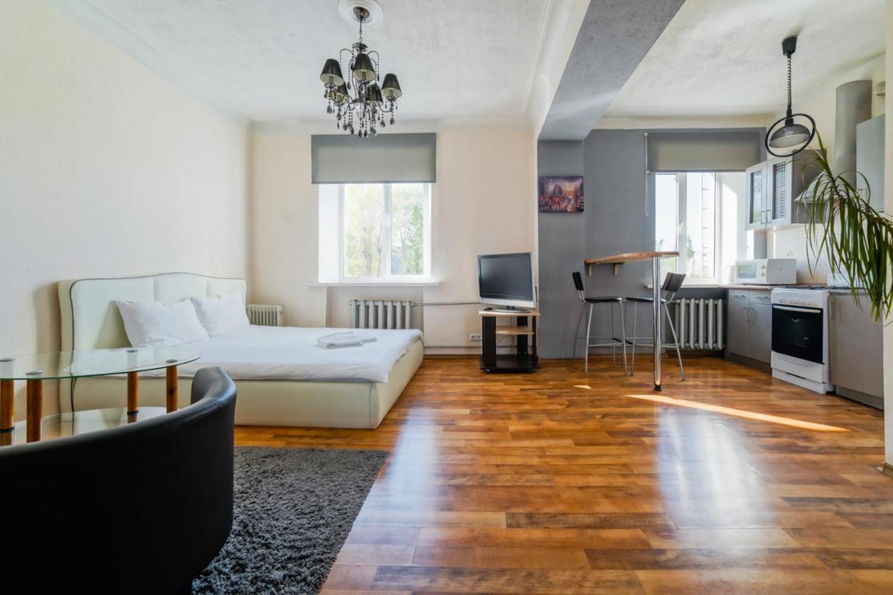 In The Center Of Minsk Apartamento Exterior foto
