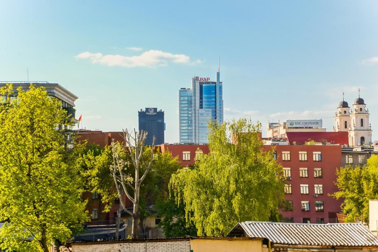 In The Center Of Minsk Apartamento Exterior foto